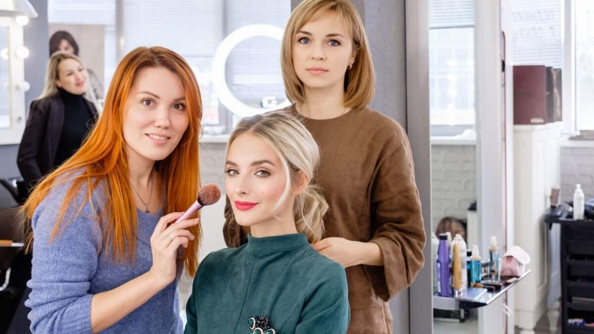 بازاریابی سالن های زیبایی و جذب مشتری در آرایشگاه زنانه