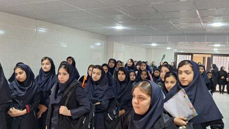راهنمای جذب دانش آموز بر اساس مارکتینگ کوانتومی