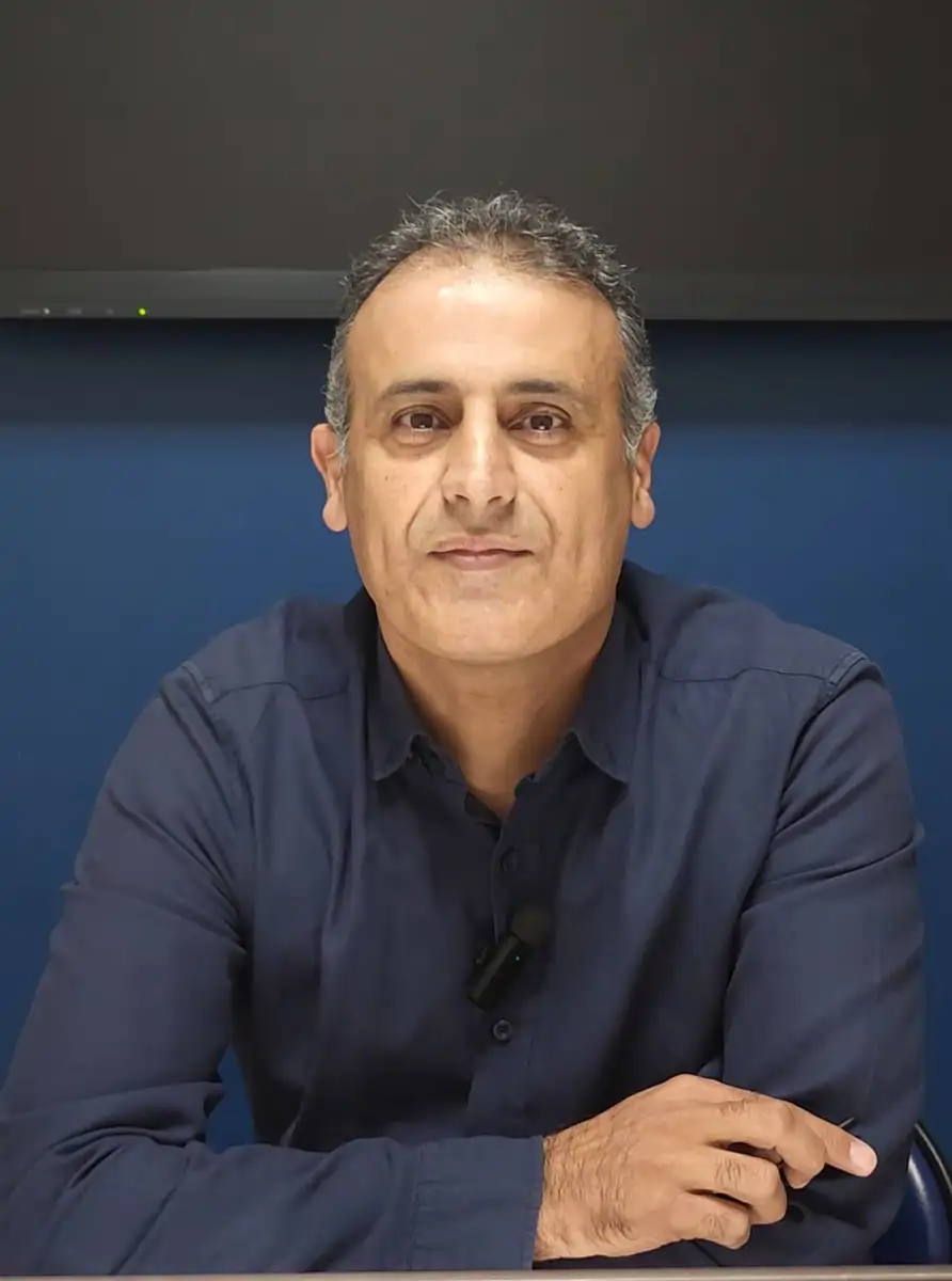 محمد گنجی | استراتژیست کسب‌‌و‌کار، طراح مسیر رشد